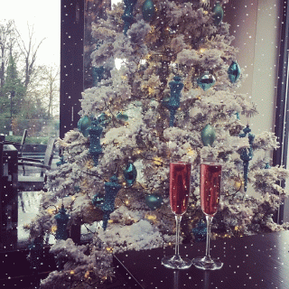 christmas tree snowfall